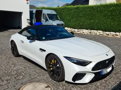 Gebraucht Mercedes SL63 AMG AMG 585 PS (430 kW) 2022 Weiß Cabrio