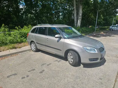 Gebraucht Skoda Fabia 60 PS (44 kW) 2009 Gold Kombi