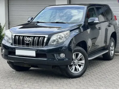 Gebraucht Toyota Land Cruiser Life 190 PS (139 kW) 2010 Titaniumblau mica metallic SUV