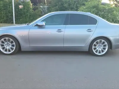 Gebraucht BMW 525 192 PS (141 kW) 2004 Grau Limousine