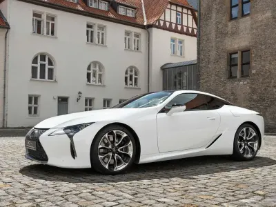 Gebraucht Lexus LC 500 464 PS (341 kW) 2019 Weiß Coupé