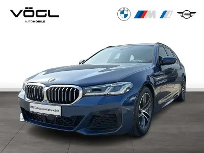 Gebraucht BMW 530 M Sport 286 PS (210 kW) 2023 Phytonicblau Kombi