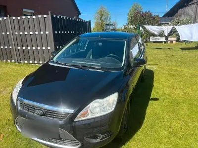 Brugt Ford Focus 101 HK (74 kW) 2009 Sort Sedan