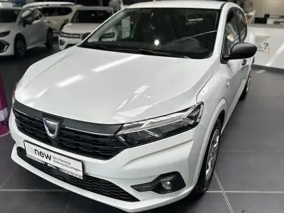 Gebraucht Dacia Sandero Essentiel 67 PS (49 kW) 2021 Weiß Limousine