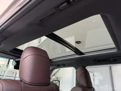 Gebraucht Toyota Land Cruiser 205 PS (150 kW) 2025 Grau SUV