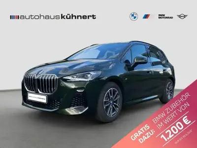 Gebraucht BMW 223 Active Tourer M Sport 197 PS (144 kW) 2025 Grün Van / Kleinbus