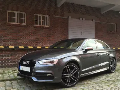 Gebraucht Audi A3 S-Line 179 PS (131 kW) 2014 Grau Limousine