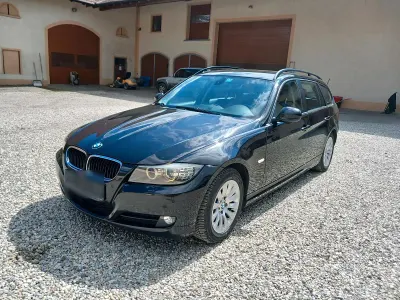 Gebraucht BMW 320 172 PS (126 kW) 2009 Schwarz Kombi