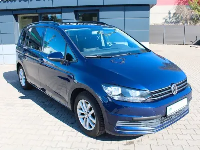 Gebraucht VW Touran Comfortline 150 PS (110 kW) 2016 Blau Van / Kleinbus