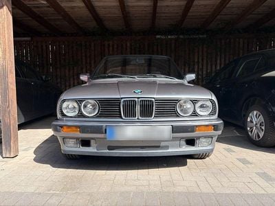 Gebraucht BMW 318 Cabriolet 113 PS (83 kW) 1991 Grau Cabrio