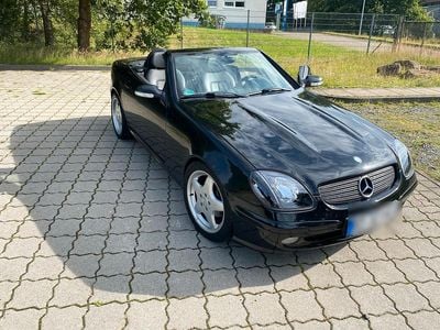 Schwarz Gebraucht 2002 Mercedes SLK200 Cabrio | 3.490 € (Etwas zu teuer)