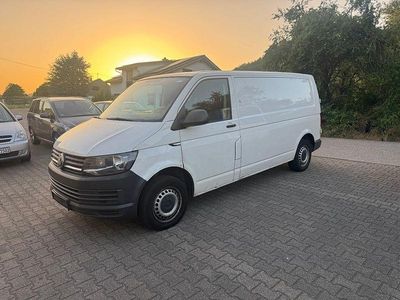 Gebraucht VW Transporter 102 PS (75 kW) 2018 Weiß Van