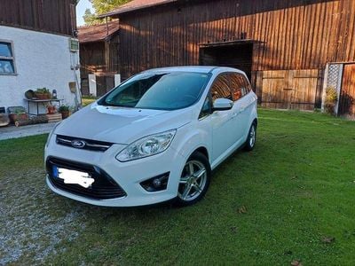 Weiß Gebraucht 2012 Ford Grand C-Max Titanium Van / Kleinbus | 6.900 € (Fairer Preis)