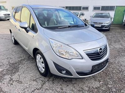 Gebraucht Opel Meriva 120 PS (88 kW) 2013 Silber Van / Kleinbus