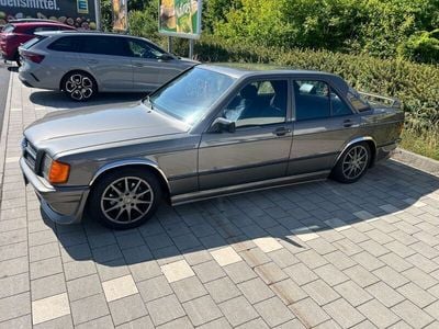 Andere außenfarben Gebraucht 1984 Mercedes 190 Limousine | 6.299 €