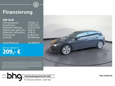 Gebraucht VW Golf VIII Style 131 PS (96 kW) 2024 Grau Limousine