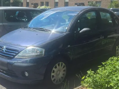 Gebraucht Citroën C3 73 PS (53 kW) 2003 Beige Limousine