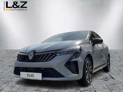 Grau Gebraucht 2025 Renault Clio V Techno Limousine | 22.980 € (Teuer)