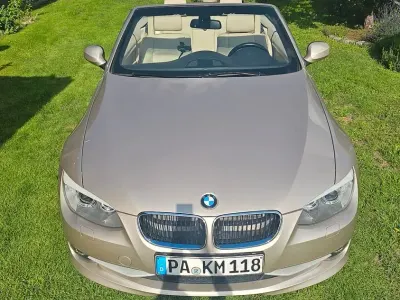 Gebraucht BMW 318 Cabriolet Exclusive 143 PS (105 kW) 2012 Gold Cabrio