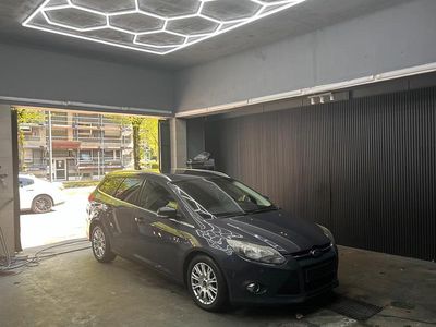 Usata Ford Focus Titanium 163 CV (119 kW) 2012 Grigio Station wagon