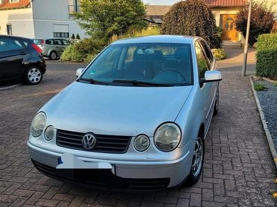 Silber Gebraucht 2004 VW Polo Kleinwagen | 1.250 € (Guter Preis)