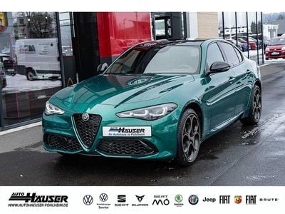 Gruen Neu 2025 Alfa Romeo Giulia Limousine | 58.585 € (Fairer Preis)