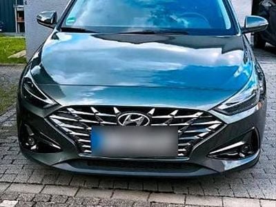 Usata Hyundai i30 Trend 160 CV (117 kW) 2023 Andere farben Station wagon
