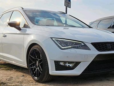 Gebraucht Seat Leon ST 214 PS (157 kW) 2016 Weiß Kombi