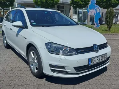 Gebraucht VW Golf VII Comfortline 110 PS (80 kW) 2016 Weiß Kombi