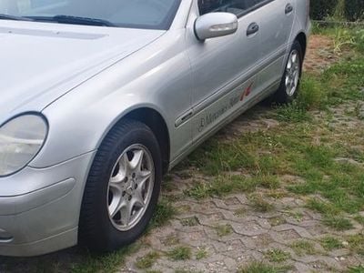 Mercedes C180