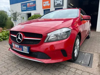 Gebraucht Mercedes A200 156 PS (114 kW) 2017 Rot Kleinwagen