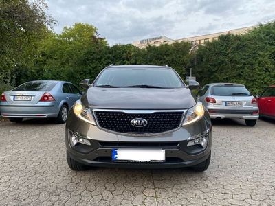 gebraucht Kia Sportage 2.0 CRDi AWD Vision Automatik Vision