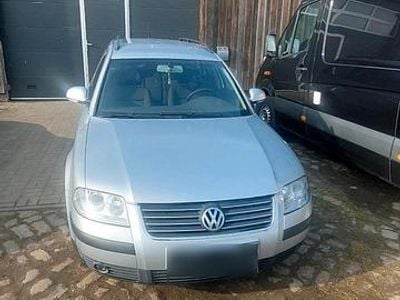 Usata VW Passat 131 CV (96 kW) 2004 Argento Station wagon