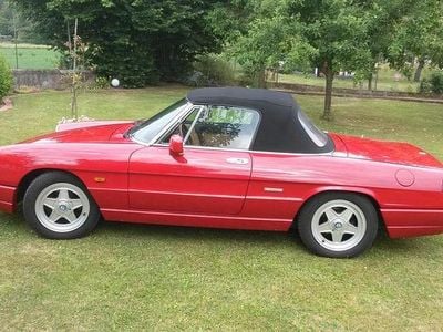 Gebraucht Alfa Romeo Spider 120 PS (88 kW) 1990 Rot Cabrio
