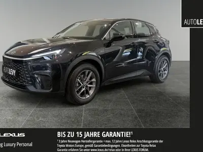 Neu Lexus LBX 136 PS (100 kW) 2026 Schwarz SUV
