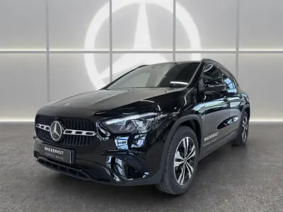 Gebraucht Mercedes GLA200 Advanced Plus 163 PS (119 kW) 2026 Schwarz SUV