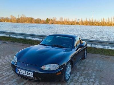 Gebraucht Mazda MX5 140 PS (102 kW) 2000 Schwarz Cabrio