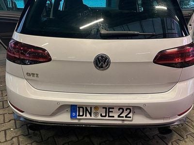 Gebraucht VW Golf VII GTI 230 PS (169 kW) 2018 Silber Limousine