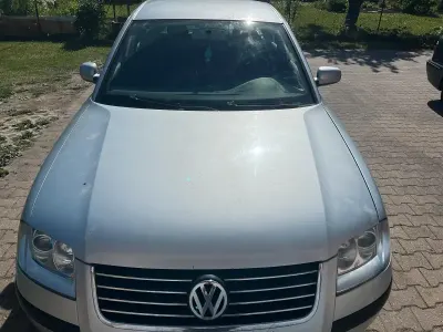 Gebraucht VW Passat 131 PS (96 kW) 2003 Silber Limousine