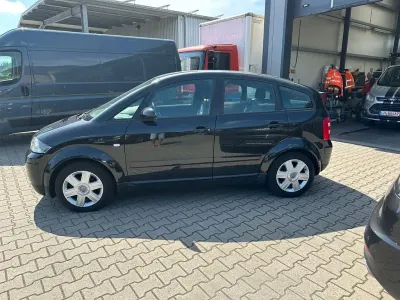 Gebraucht Audi A2 75 PS (55 kW) 2004 Schwarz Kleinwagen
