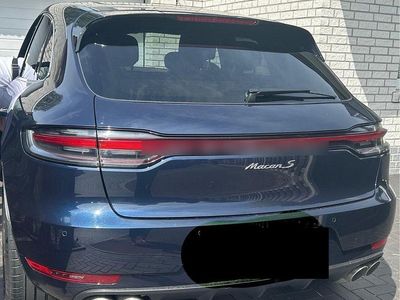 Porsche Macan S
