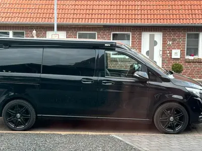 Gebraucht Mercedes V300 Marco Polo 239 PS (175 kW) 2021 Schwarz Van / Kleinbus