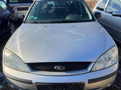 Gebraucht Ford Mondeo Trend 145 PS (106 kW) 2001 Silber Limousine