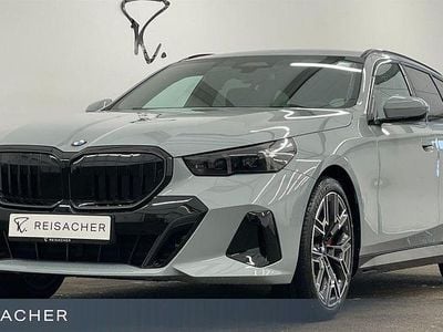 Grau Neu 2025 BMW 520 Performance Kombi | 72.999 €