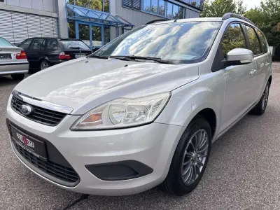Gebraucht Ford Focus Style 125 PS (91 kW) 2008 Silber Kombi