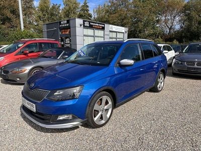 Blau Gebraucht 2016 Skoda Fabia ScoutLine Kleinwagen | 9.500 € (Fairer Preis)