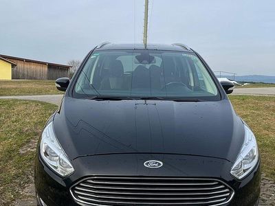 Second-hand Ford Galaxy Titanium 240 CP (176 kW) 2018 Negru Monovolum