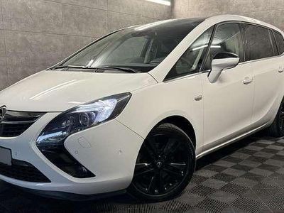Weiß Gebraucht 2014 Opel Zafira Tourer Innovation Van / Kleinbus | 11.980 € (Teuer)