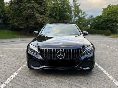 Schwarz Gebraucht 2015 Mercedes C250 Limousine | 18.000 € (Fairer Preis)