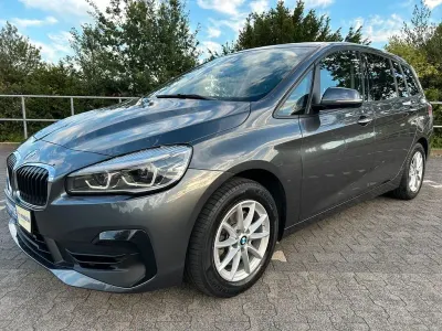 Gebraucht BMW 218 Gran Tourer Sport Line 140 PS (102 kW) 2019 Grau Van / Kleinbus